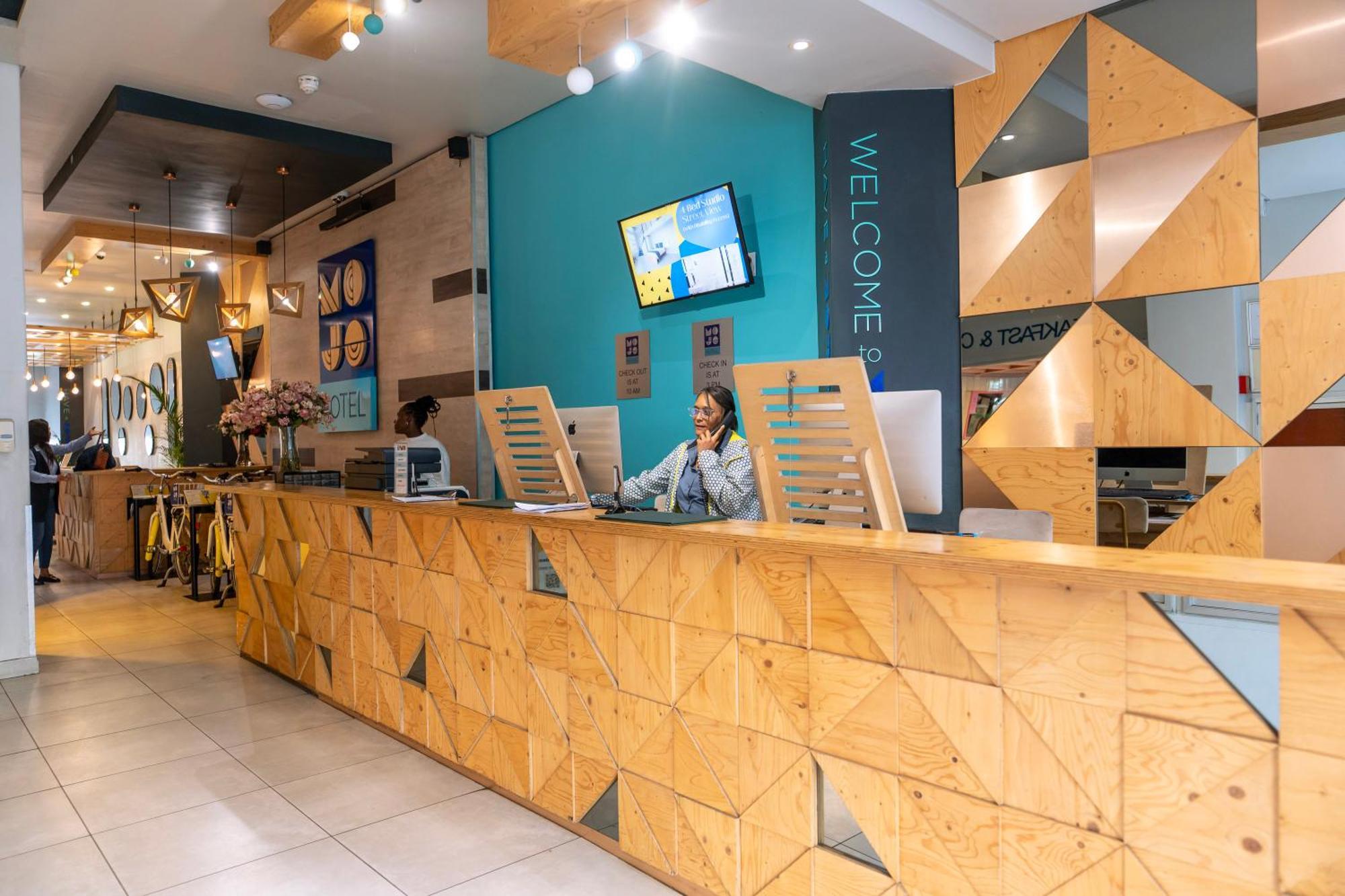Mojo Hotel/Hostel&Market Kaapstad Buitenkant foto